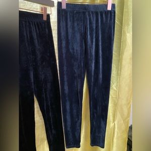 gray and black velvet leggings comes as a pair.